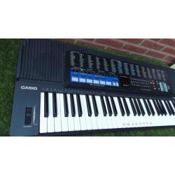 Casio tonebank ct-670 keyboard