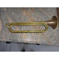 oude koperen trompet bugel