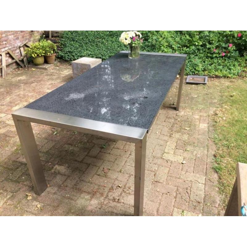 Zeer mooie terras tafel 200 x 90 RVS blad hardsteen