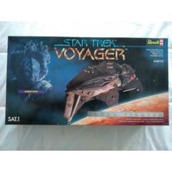 Revell Star Trek Voyager bouwdozen. Maquis en Kazon Fighter