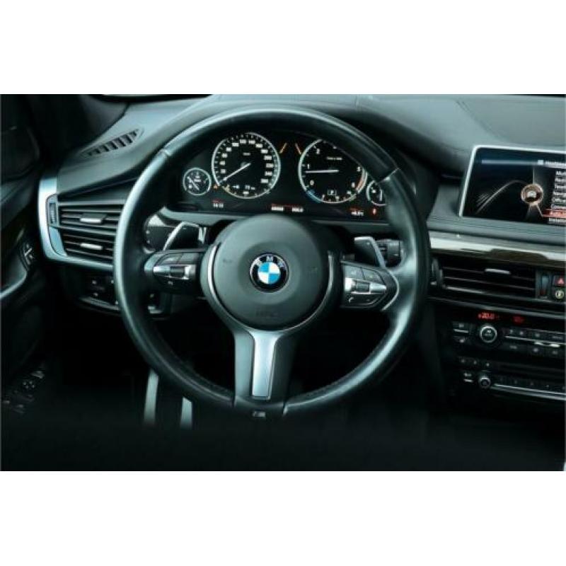 BMW X5 3.0d High Exec. M-pakket Pano Leer Led Camera 360° 19