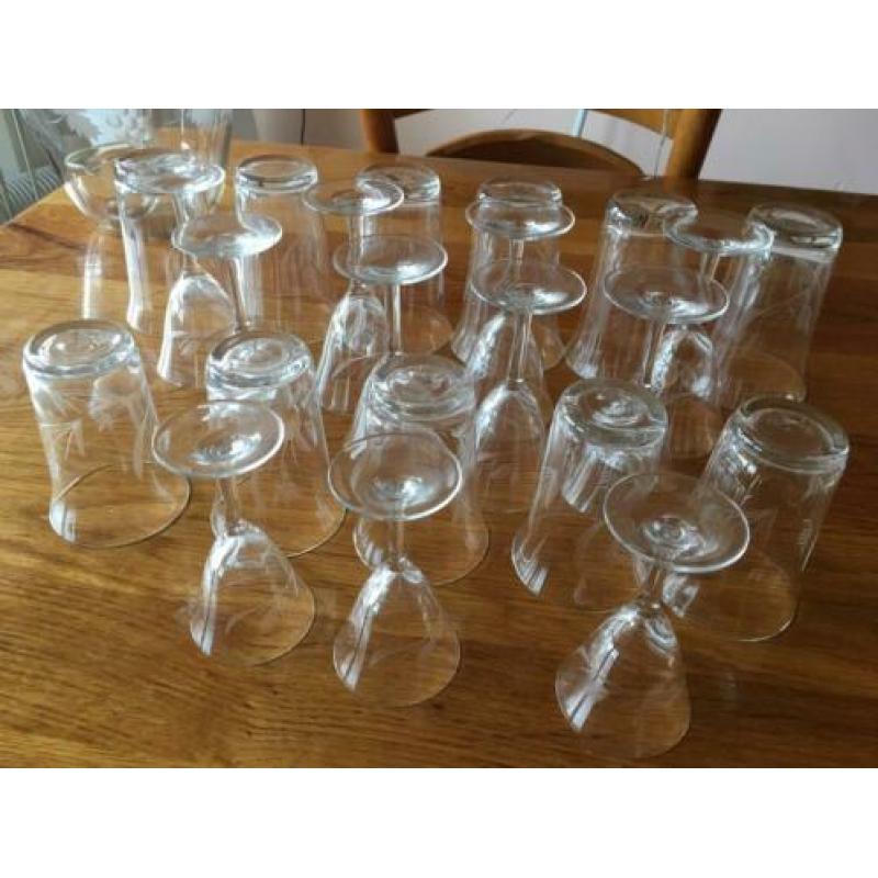 Antiek glasservies glas glazen servies