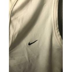 Nieuw Nike maat M T-shirt