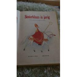 Boekje Sinterklaas is Jarig Verhaaltjes en Versjes