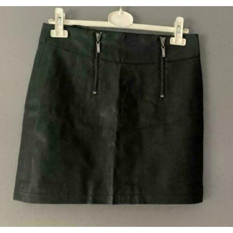 Vera Moda Canny Connery Mini Skirt zwarte minirok maat 36