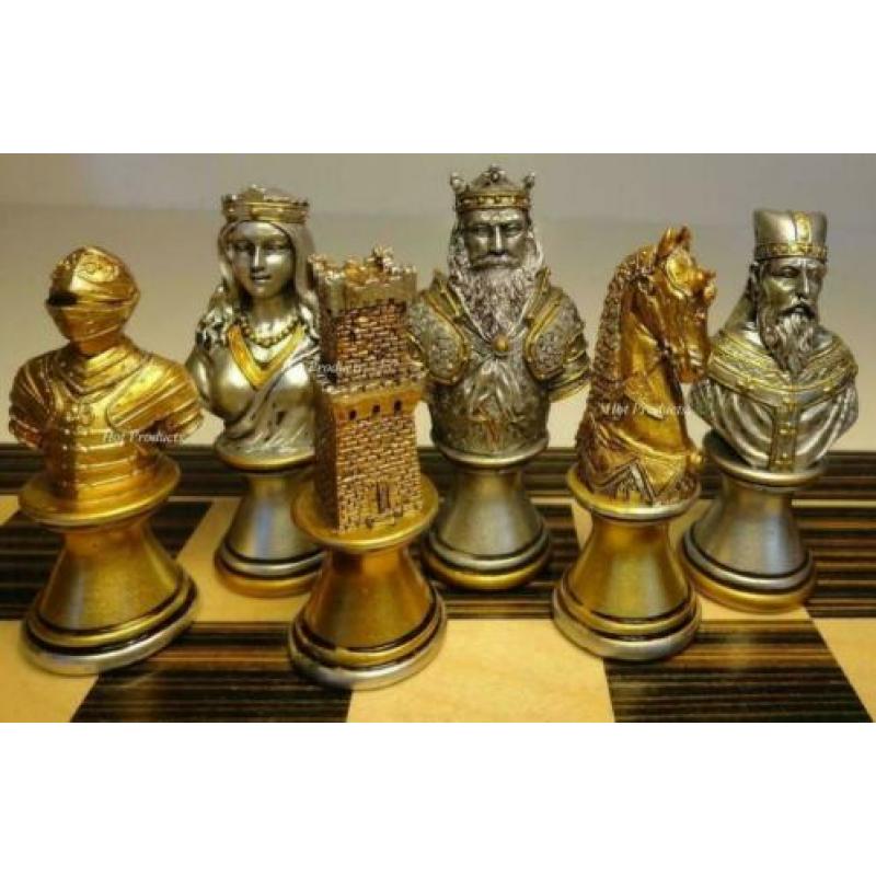 schaakstukken middeleeuws schaken schaakbord schaakspel