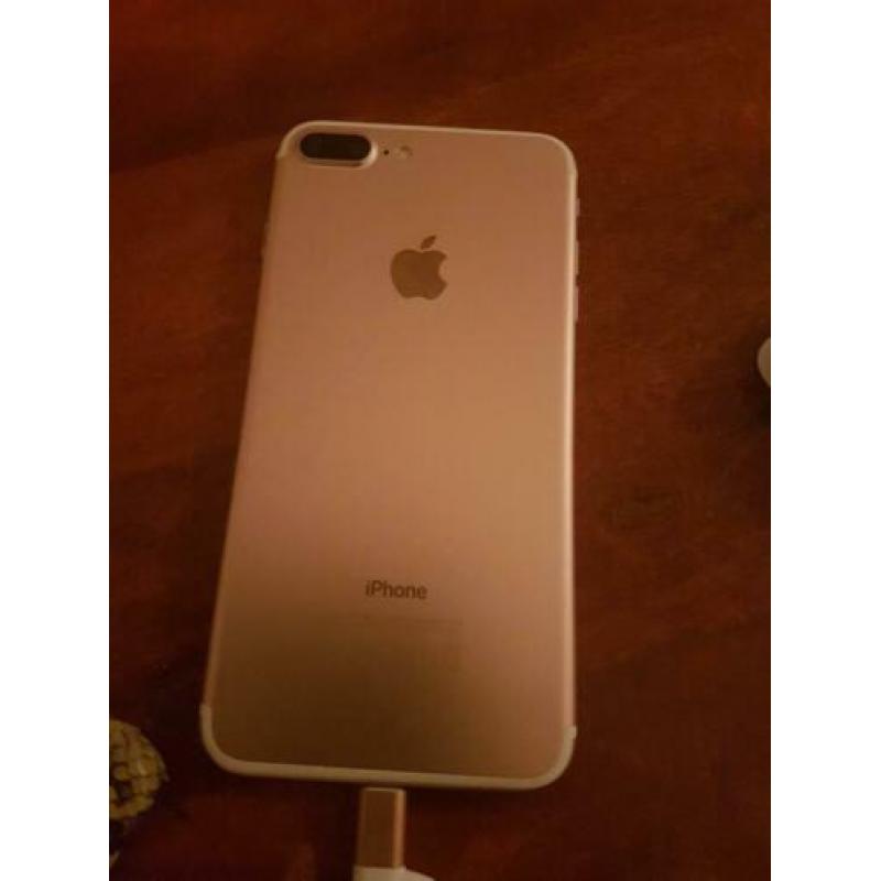 I phone 7 plus rose goud 32 gb