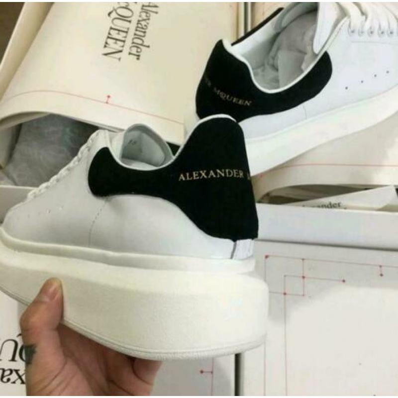 Alexander McQueen Sneakers