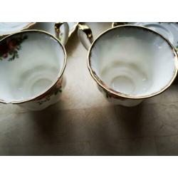 Royal Albert Theeservies (country Rose)