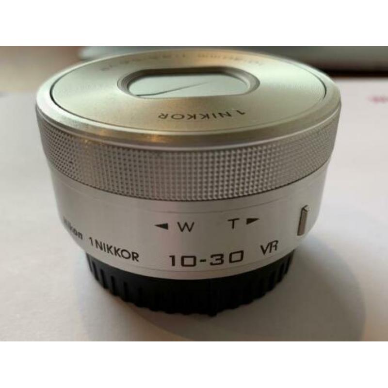 Nikon 1 Nikkor 10-30mm f3.5-5.6 VR lenses