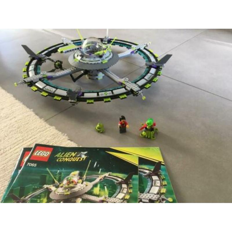 Lego Aliens 7065