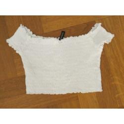 Divided; H&M cropped top wit off sholder ( ZGAN)
