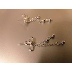 Mooie 925zilveren oorbellen met bloem en bolletjes