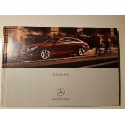 Diverse Mercedes-Benz brochures hard-en soft cover