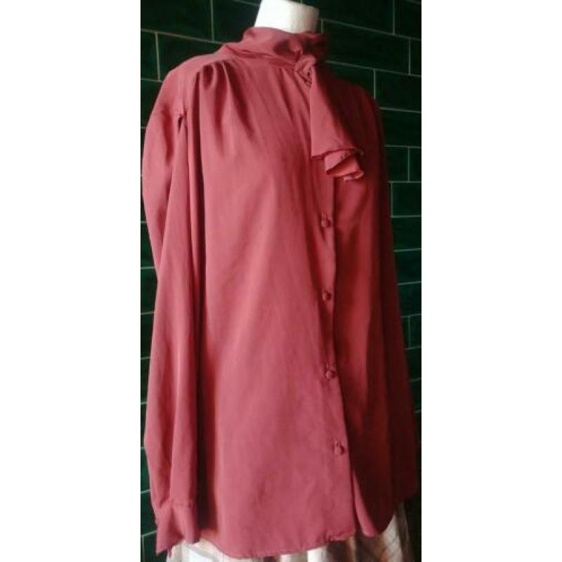 Vintage blouse (80s) met vastzittende das ( MT L/ XL)