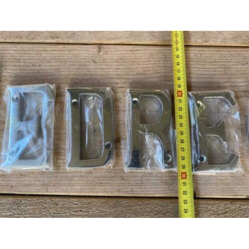 Messing verschroomd letters SLIEDRECHT - Breedendam