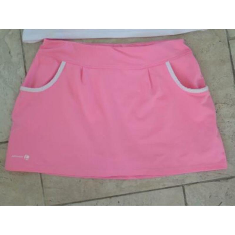 17-97 wit/roze ARTENGO tennisset rokje shirt 164 SUPERSTAAT