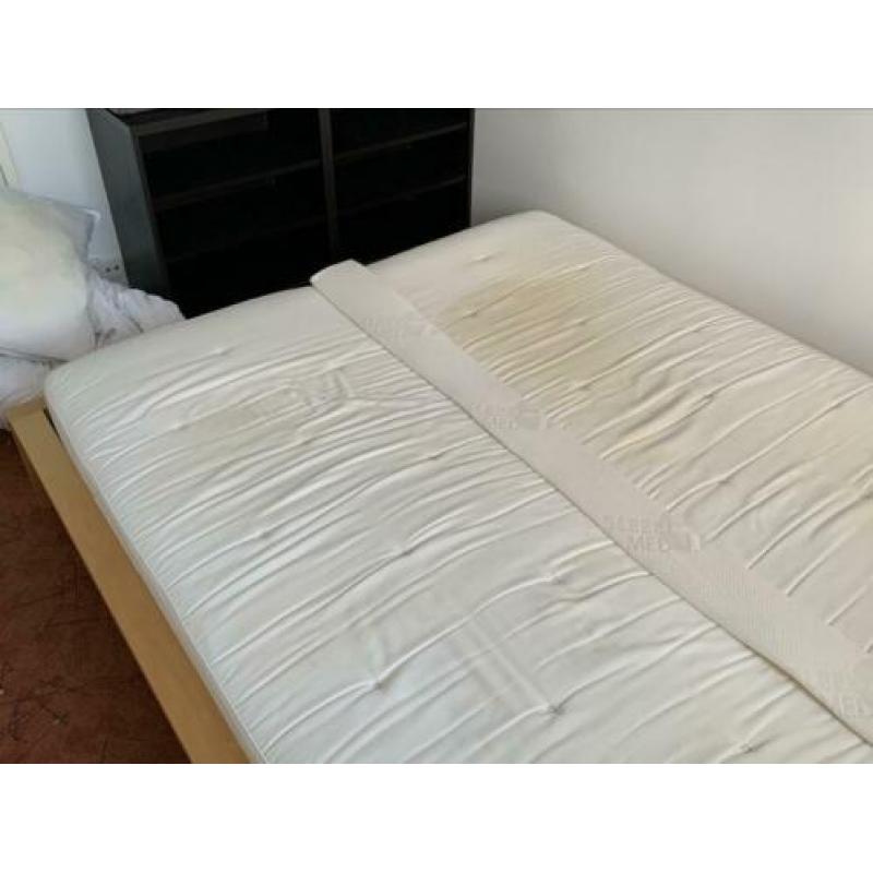 GRATIS: IKEA bed (2,20x1,60m)