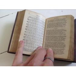 Heel oude Bijbel Statenvertaling