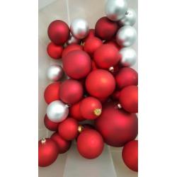 Kerstversiering rood zilver kerstballen piek