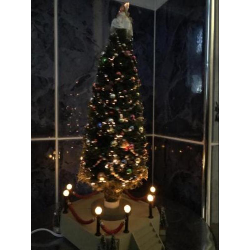 Lemax Lighted Musical Christmas Tree